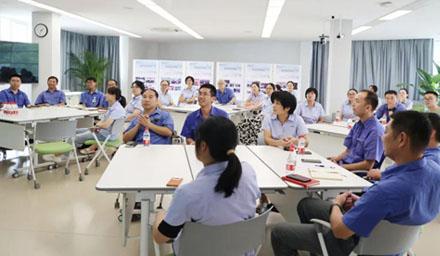 孩子的成长，除了老师，还有……